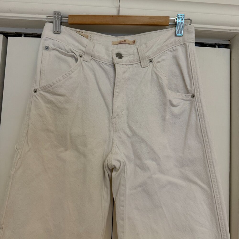 Levi’s White Straight Leg Jeans – High Waist Utility Style - Picture 3 of 6